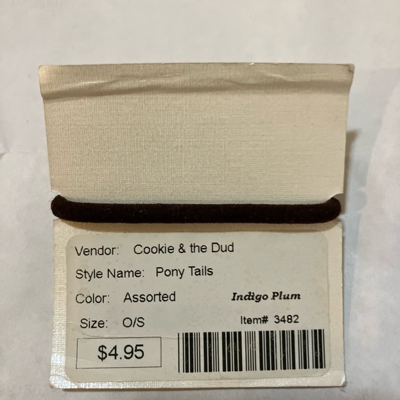 Cookie and the Dude Vintage Fabric Covered Button Hair Tie Ponytail Holder - Picture 2 of 2